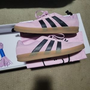 Adidas skateboarding Gonzalez aloha